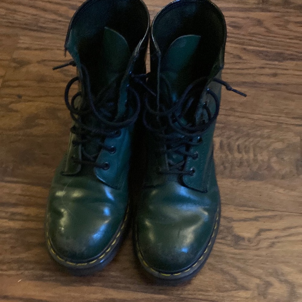 Dr. Martens 1460 Smooth Leather Lace up Boits